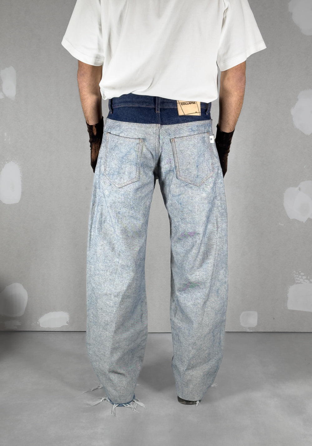 Jeans Collapse Overturn