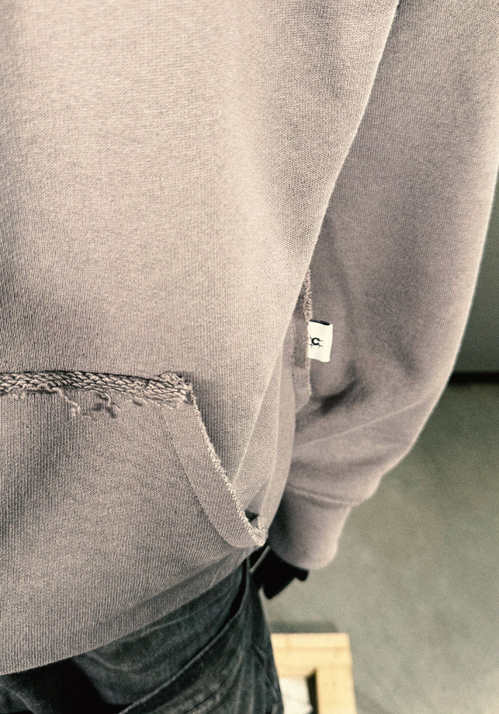 Felpa con cappuccio Collapse
