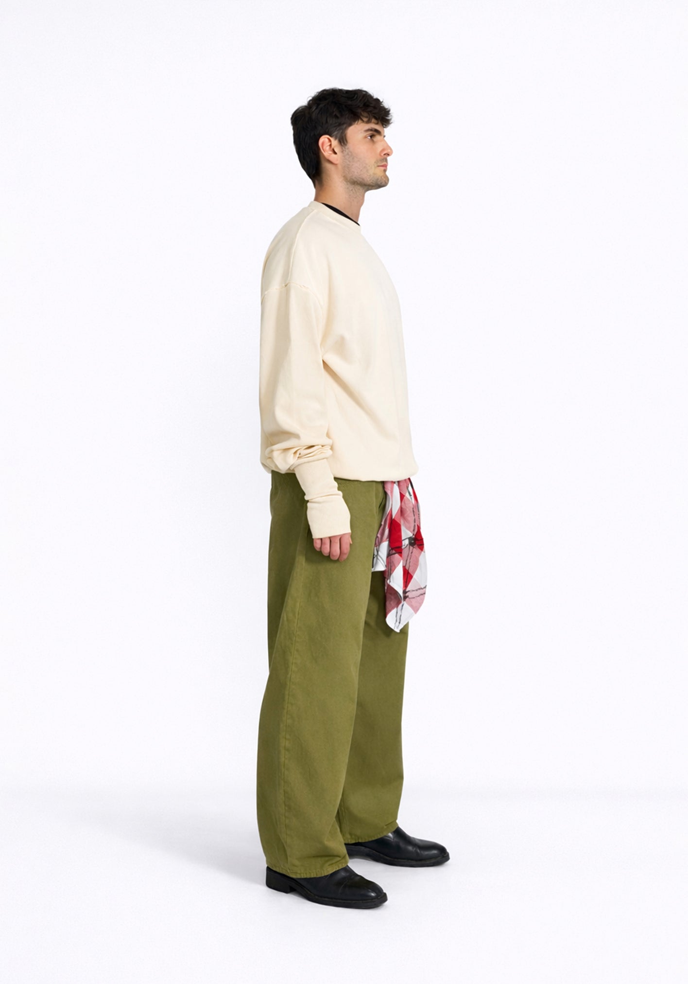 "OVERTURN" JEANS