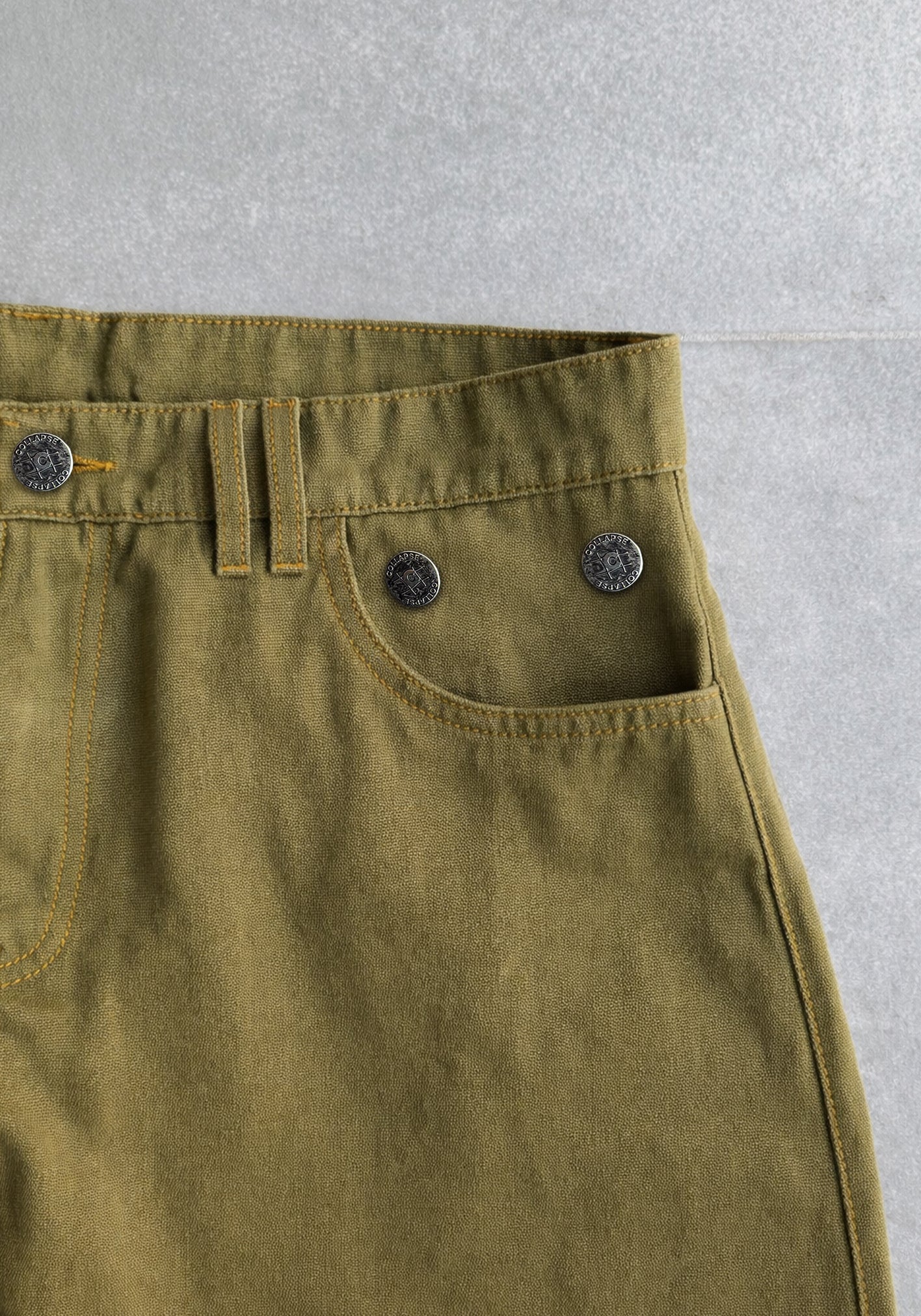"OVERTURN" JEANS